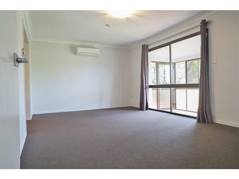 3 Greenbury Street, Rockville QLD 4350