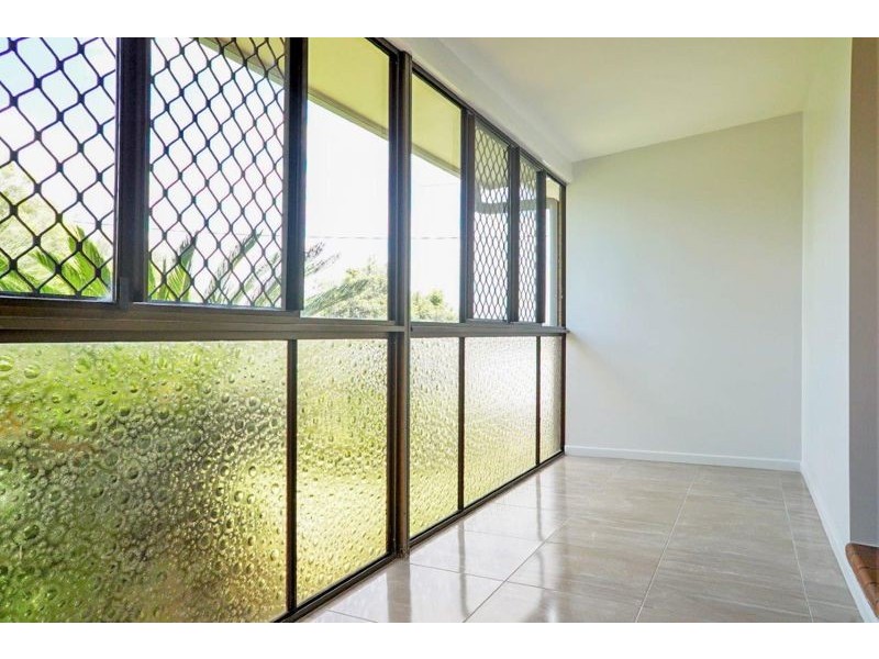 3 Greenbury Street, Rockville QLD 4350