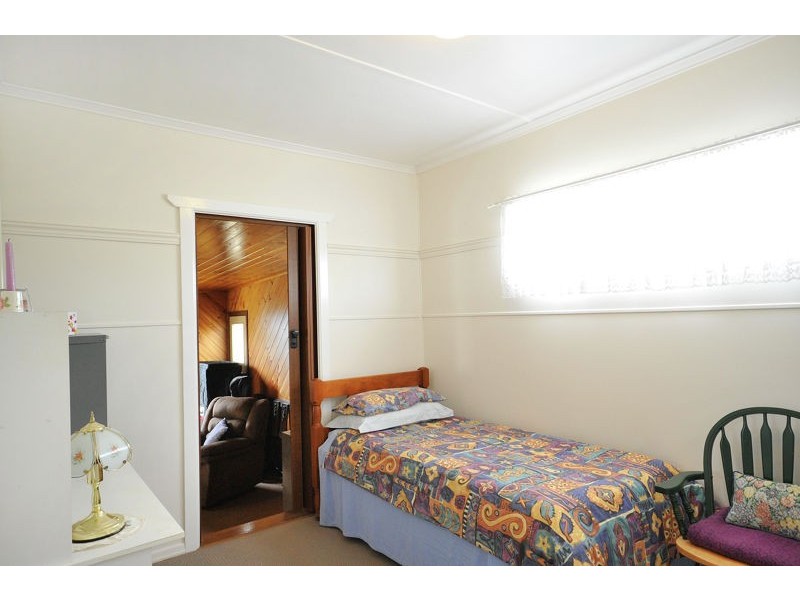 4 Talbot Street, Harristown QLD 4350
