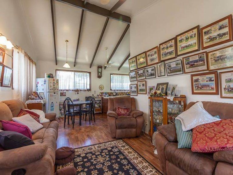 18 McDowall Street, Newtown QLD 4350