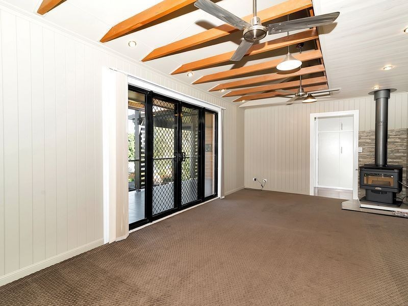 Mount Lofty QLD 4350