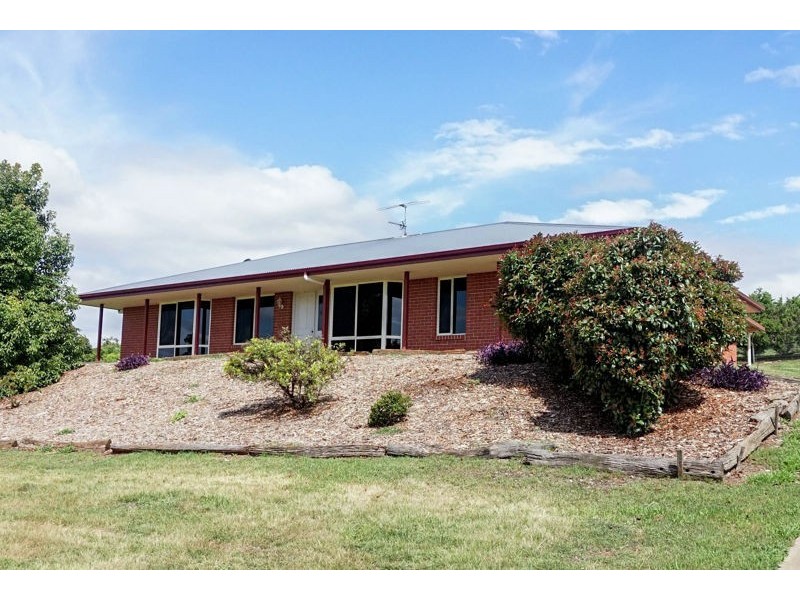 12 Federation Drive, Highfields QLD 4352