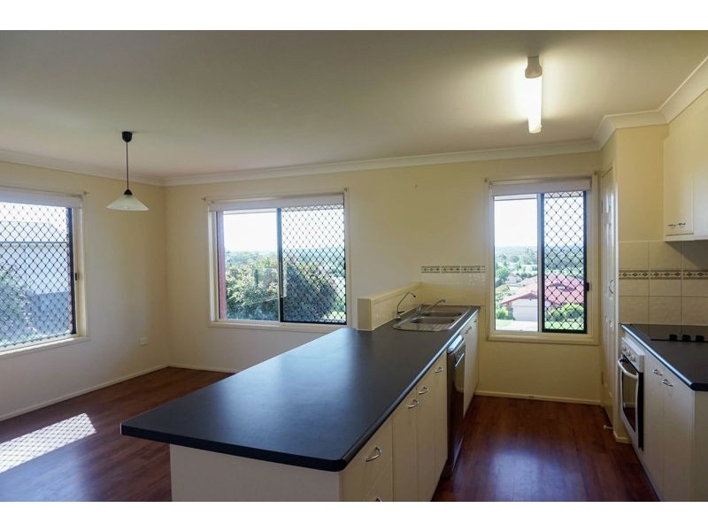 12 Federation Drive, Highfields QLD 4352