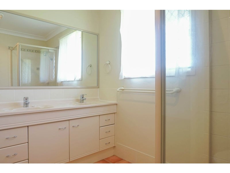 12 Federation Drive, Highfields QLD 4352