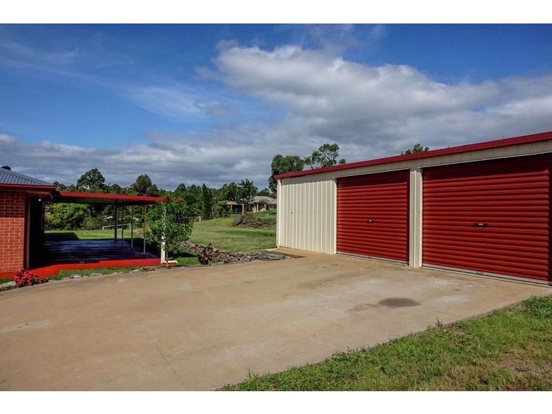 12 Federation Drive, Highfields QLD 4352