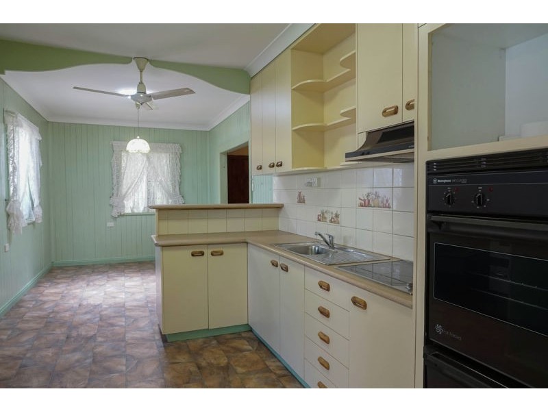 81 Lorrimer Street, Oakey QLD 4401