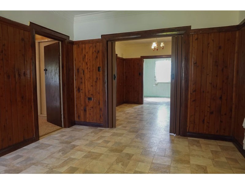 81 Lorrimer Street, Oakey QLD 4401