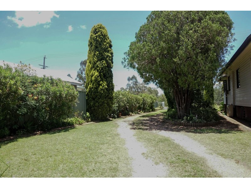 81 Lorrimer Street, Oakey QLD 4401