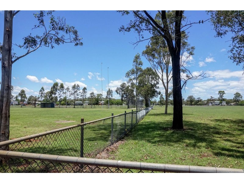 81 Lorrimer Street, Oakey QLD 4401