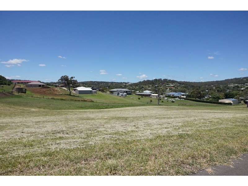 32 Northerley Drive, Hodgson Vale QLD 4352