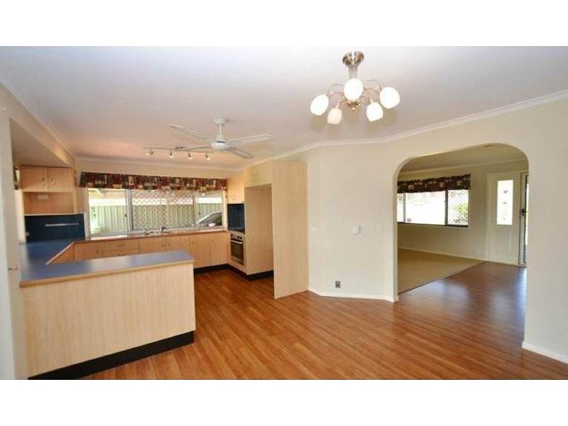 16 Port Street, Wilsonton QLD 4350