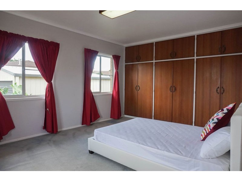 19 Mott Crescent, Rockville QLD 4350