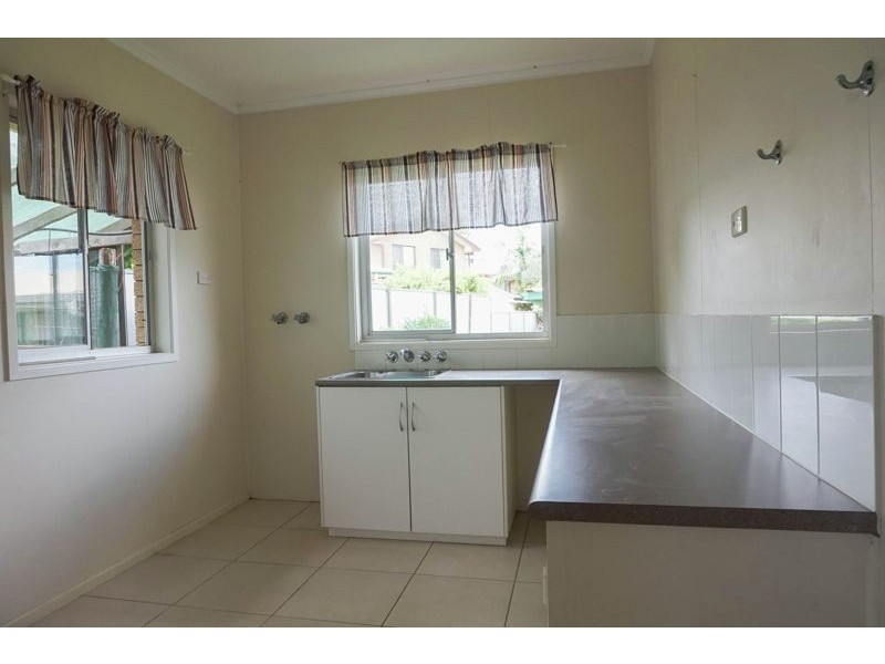 19 Mott Crescent, Rockville QLD 4350
