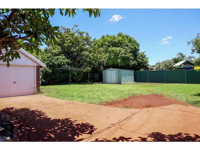 9 Drayton Road, Harristown QLD 4350