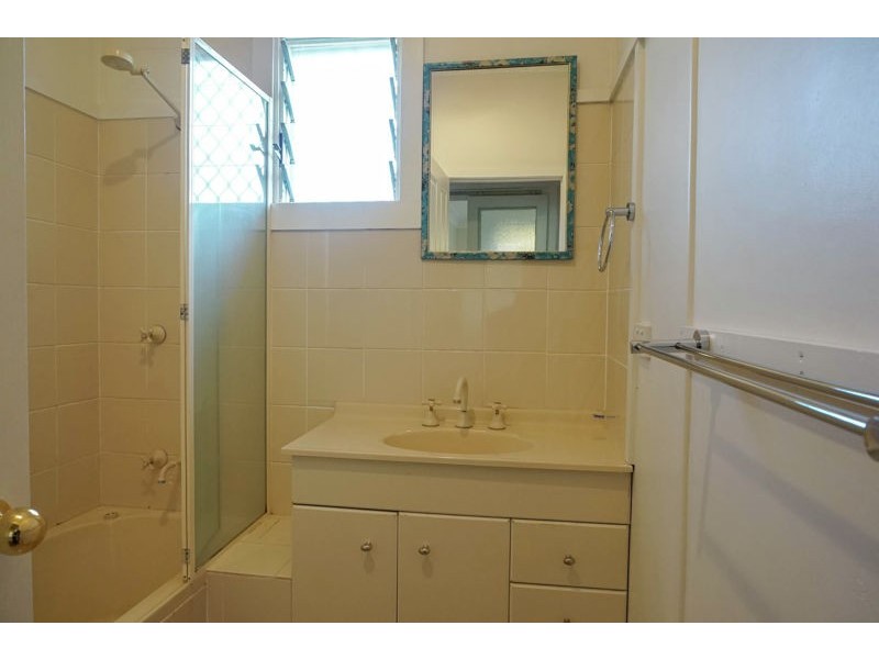 22 Lloyd Street, Harristown QLD 4350