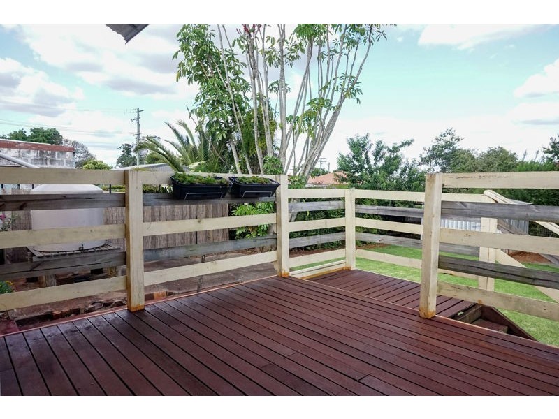 22 Lloyd Street, Harristown QLD 4350