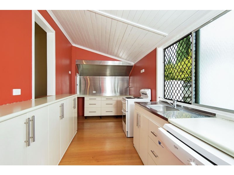 182 Jellicoe Street, Newtown QLD 4350