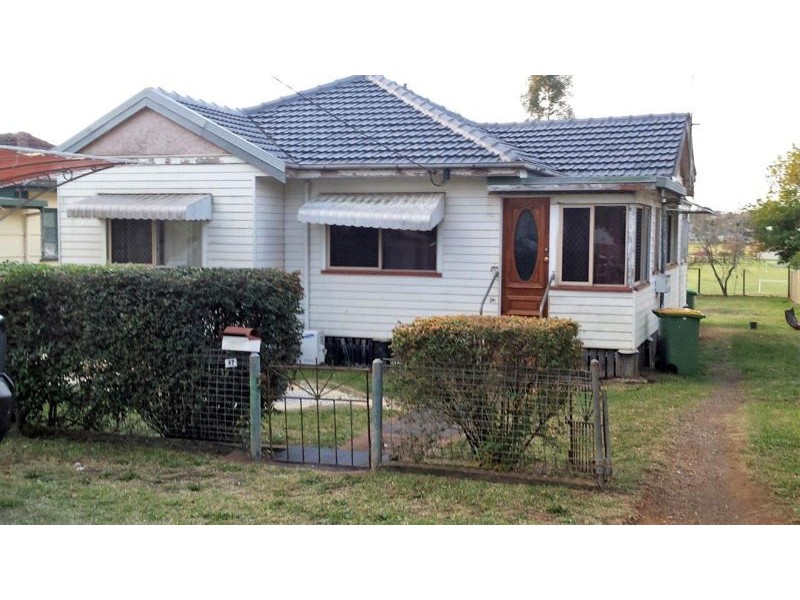 37 Dalmeny Street, Wilsonton QLD 4350