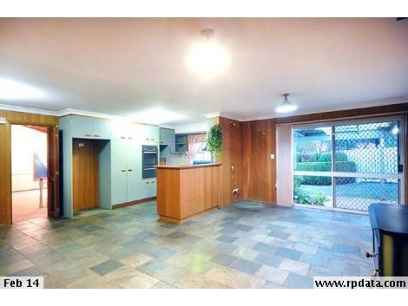 12 Marguerita Court, Centenary Heights QLD 4350