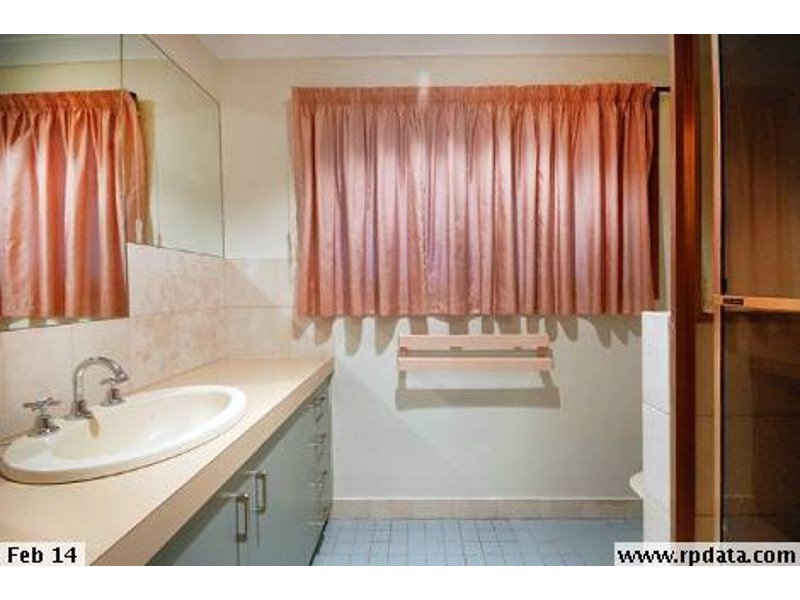 12 Marguerita Court, Centenary Heights QLD 4350