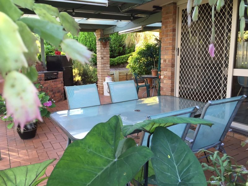 12 Marguerita Court, Centenary Heights QLD 4350