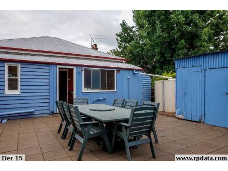 182 Jellicoe Street, Newtown QLD 4350