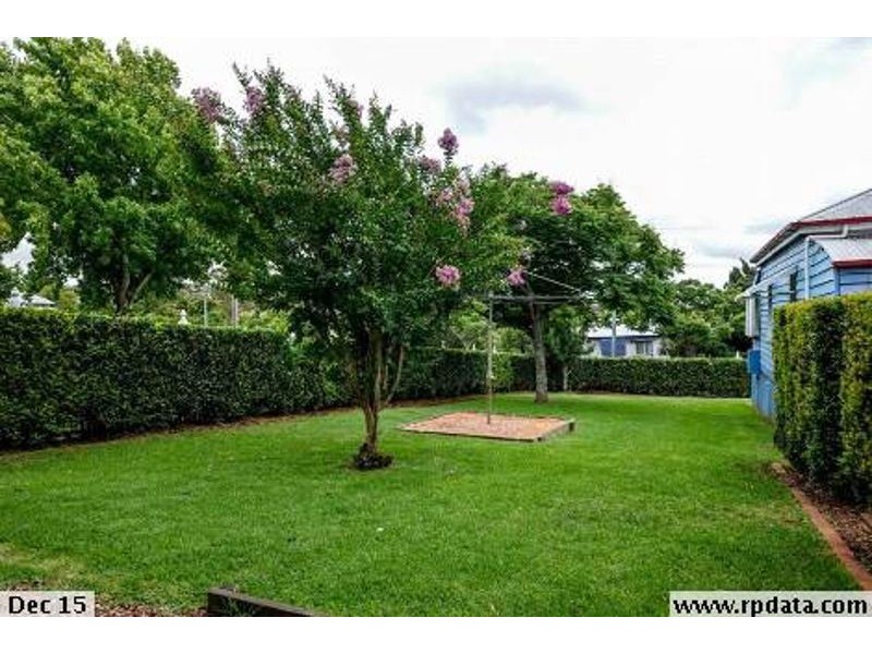 182 Jellicoe Street, Newtown QLD 4350