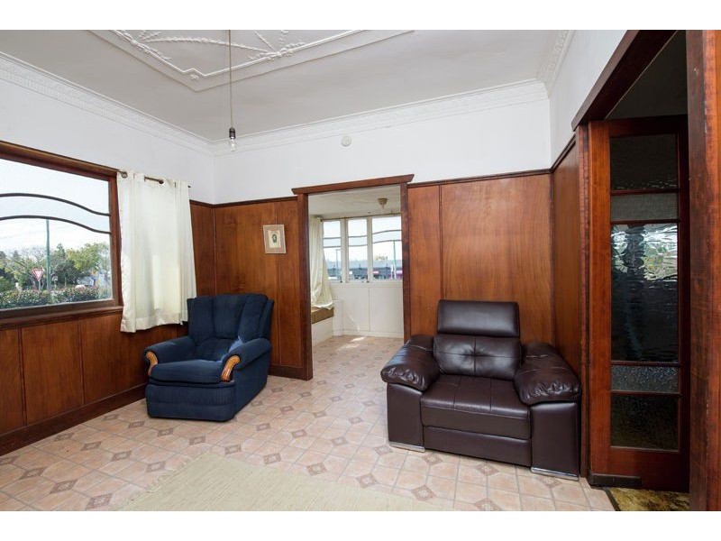 361 West Street, Harristown QLD 4350