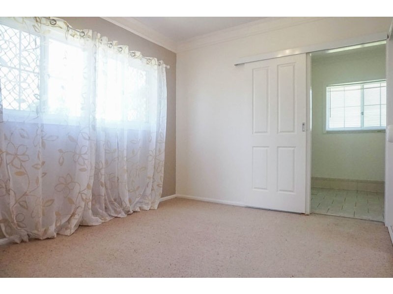 9 Flamingo Road, Highfields QLD 4352