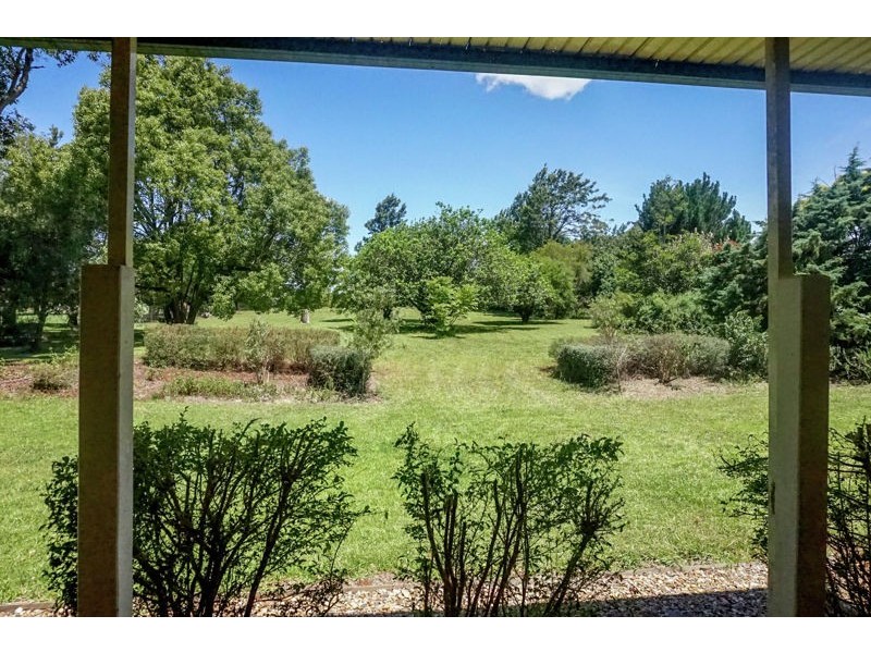 9 Flamingo Road, Highfields QLD 4352