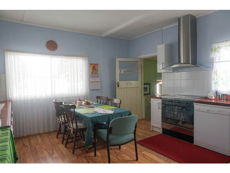 314 South Street, Harristown QLD 4350