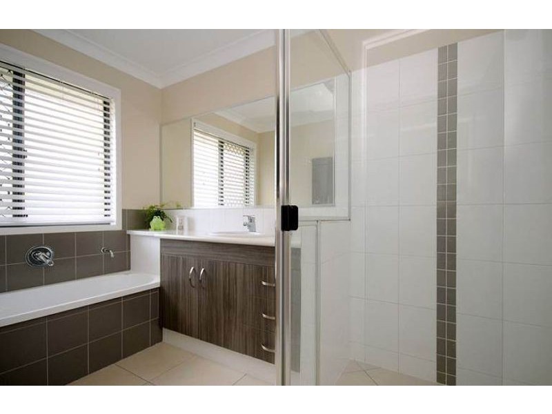 40 Ashford Drive, Wyreema QLD 4352