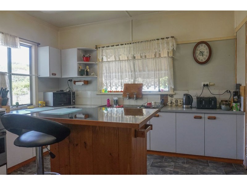 31 Joyce Street, South Toowoomba QLD 4350