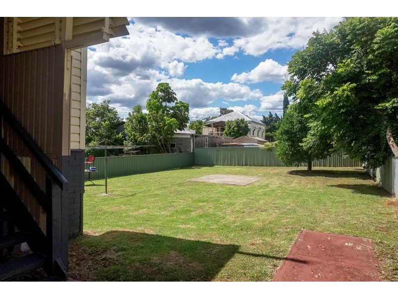 3 Kelfield Street, North Toowoomba QLD 4350