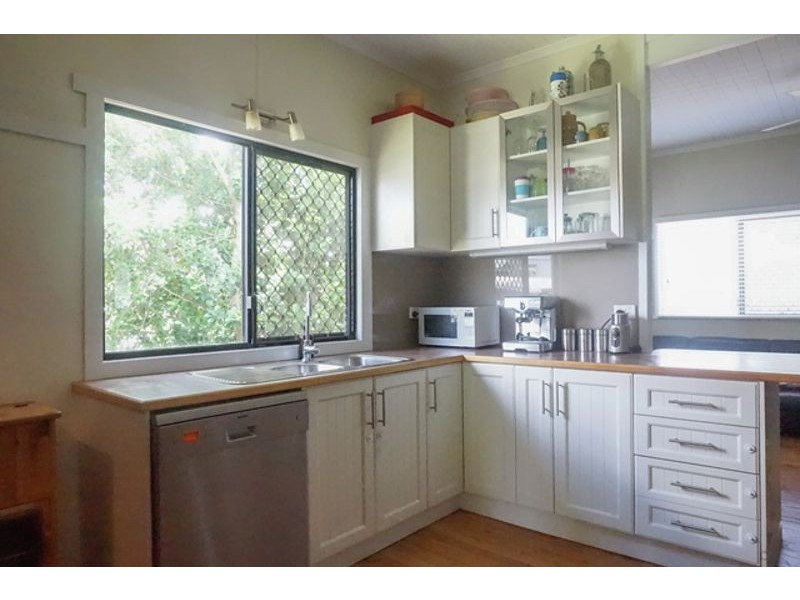 252 Long Street, South Toowoomba QLD 4350