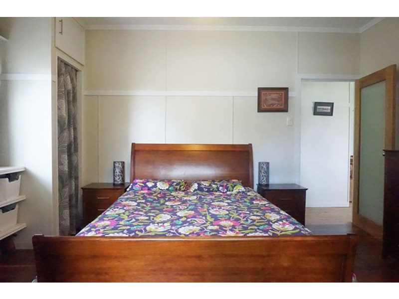 252 Long Street, South Toowoomba QLD 4350
