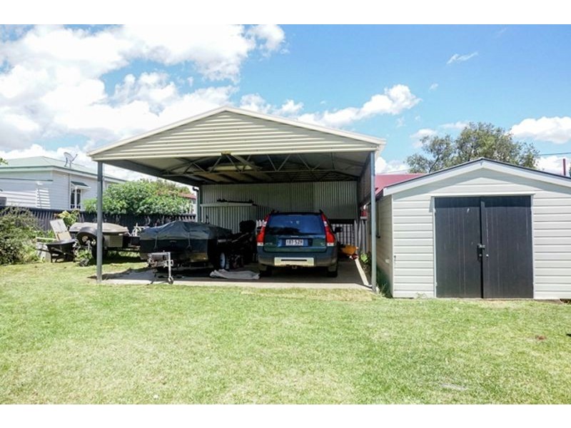 252 Long Street, South Toowoomba QLD 4350