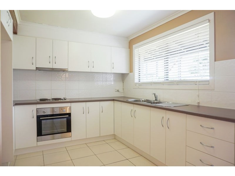 7/2 Benjamin Street, Mount Lofty QLD 4350