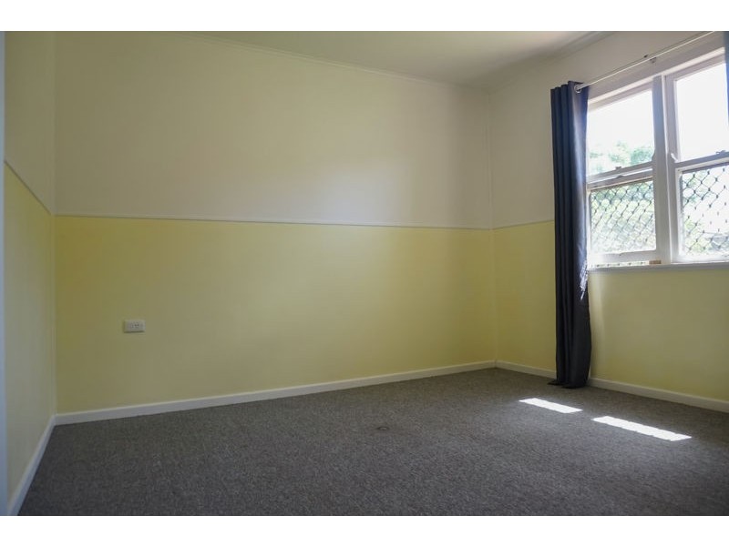 315 Tor Street, Wilsonton QLD 4350