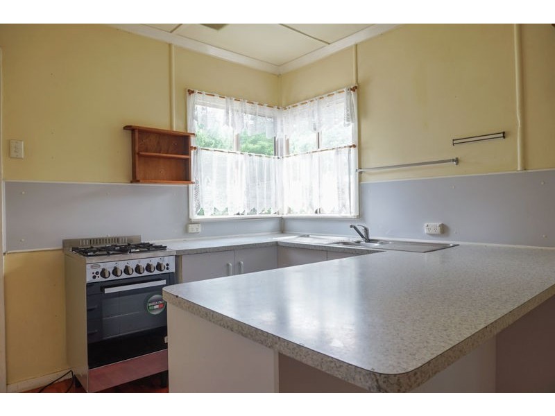 8 Mooney Street, Harlaxton QLD 4350
