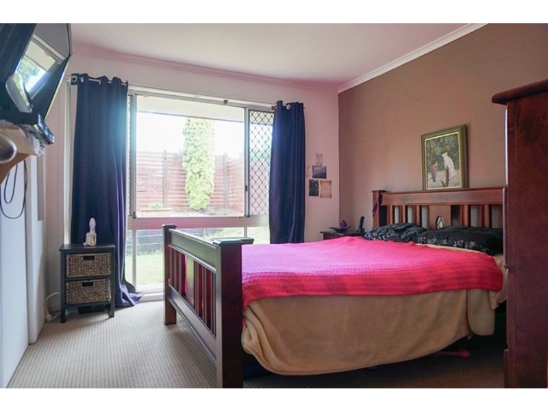 37 Champagne Crescent, Wilsonton Heights QLD 4350