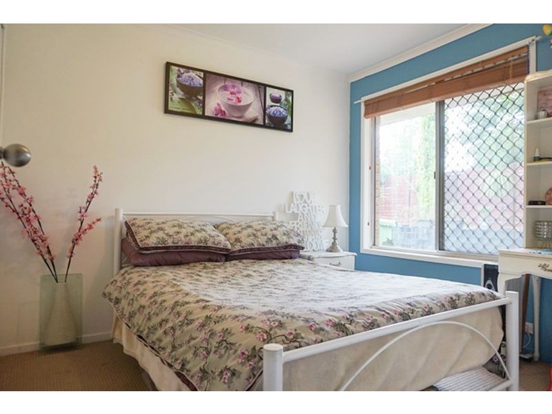 37 Champagne Crescent, Wilsonton Heights QLD 4350