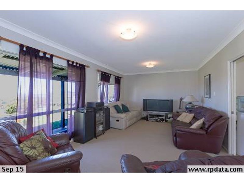 9 Commonwealth Crescent, Gowrie Junction QLD 4352