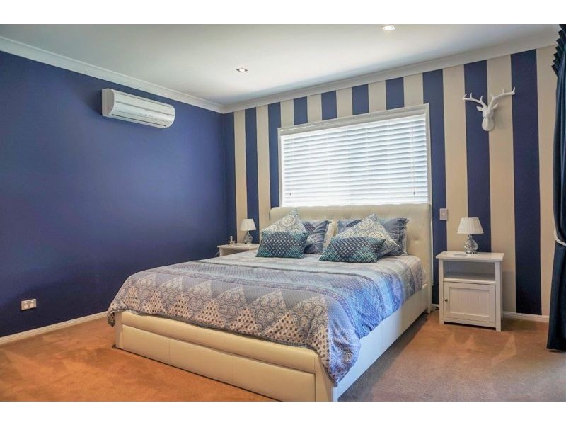 2 Prospect Terrace, Highfields QLD 4352