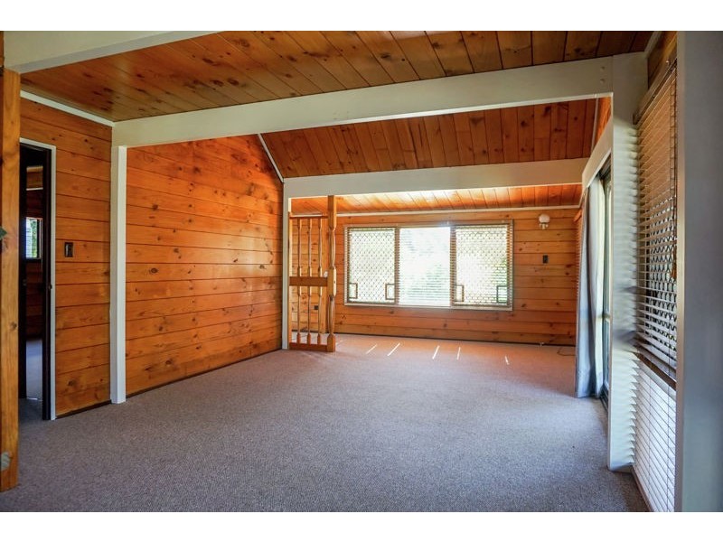 4 Wessex Street, Harristown QLD 4350