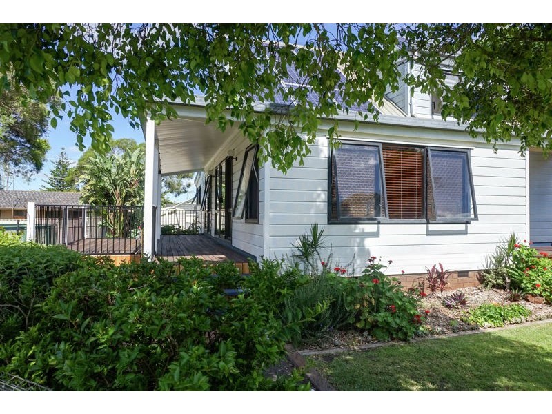 4 Wessex Street, Harristown QLD 4350