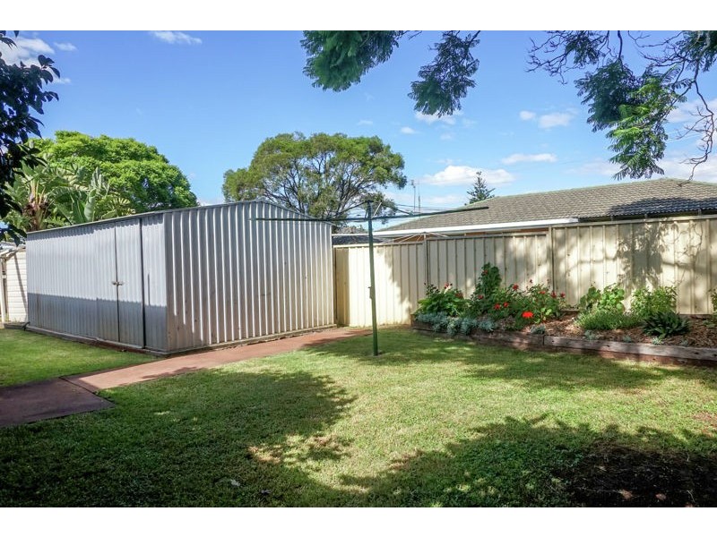 4 Wessex Street, Harristown QLD 4350