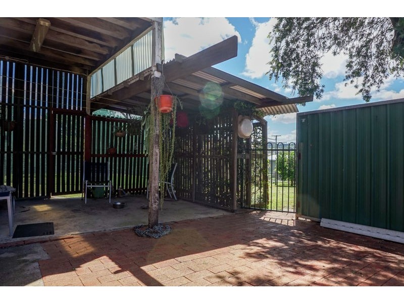 10 Hillside Street, Newtown QLD 4350