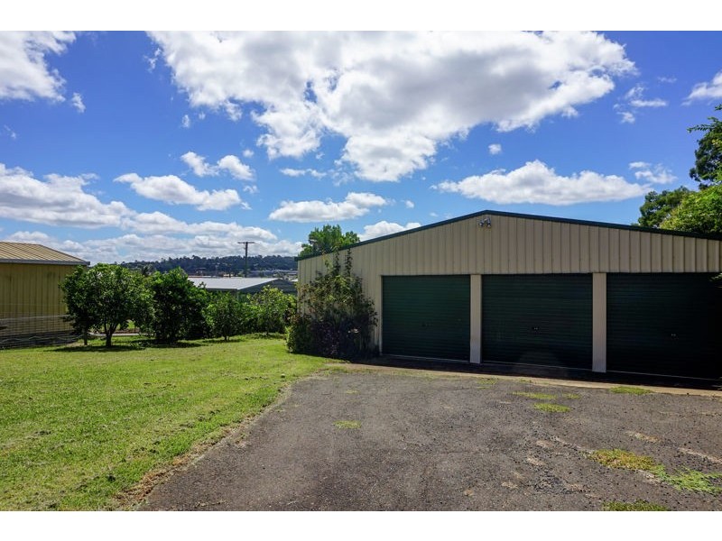 10 Hillside Street, Newtown QLD 4350