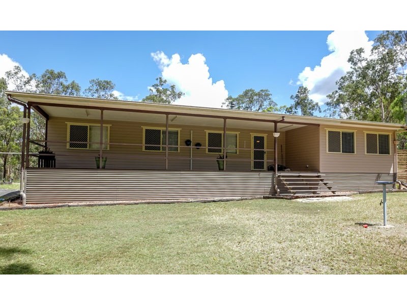 Upper Lockyer QLD 4352